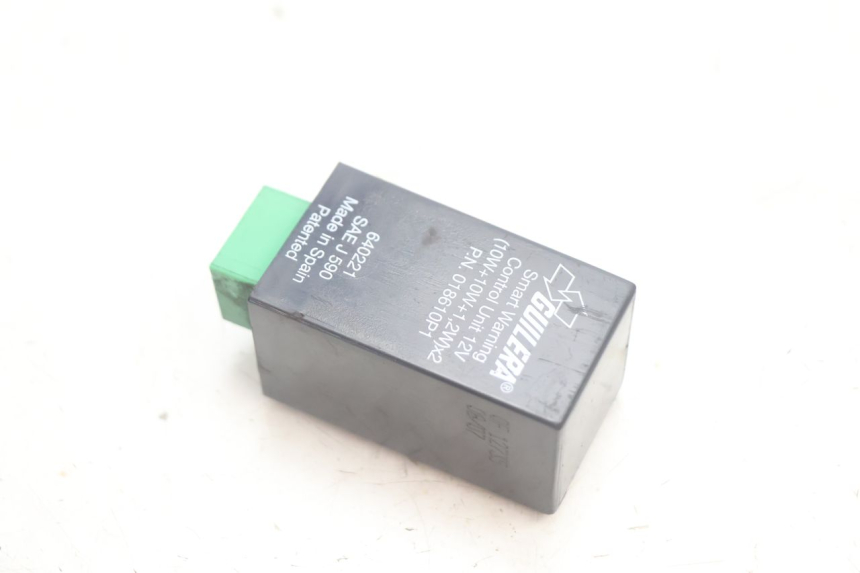 photo de TURN SIGNAL RELAY PIAGGIO MP3 125 (2006 - 2014) - Component detail