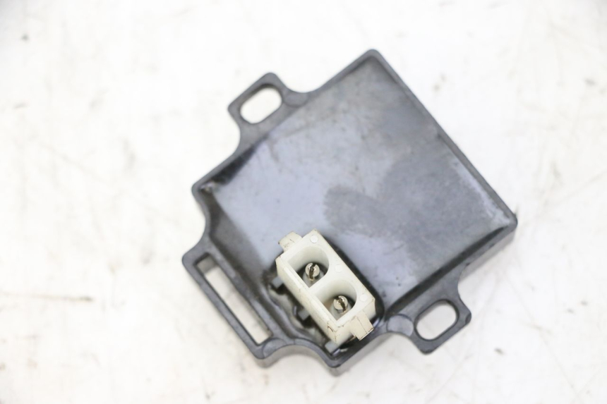 photo de TURN SIGNAL RELAY RIEJU MRT 50 (2018 - 2021) - Zoom on usage condition