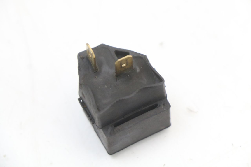 photo de TURN SIGNAL RELAY KAWASAKI NINJA 400 (2018 - 2023) - Zoom on usage condition