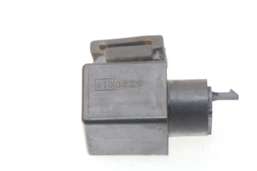 photo de TURN SIGNAL RELAY HONDA NSS EX FORZA 250 (2005 - 2013) - Zoom on usage condition