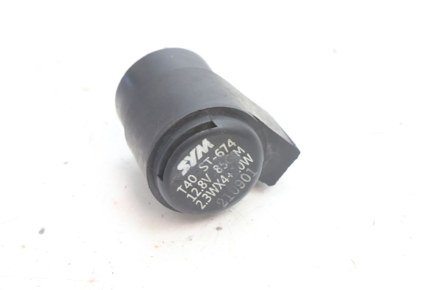 photo de TURN SIGNAL RELAY SYM ORBIT III 3 4T 50 (2021 - 2025) - Main view