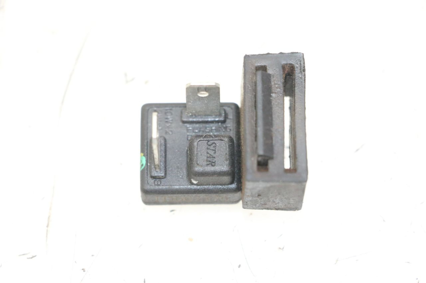 photo de TURN SIGNAL RELAY PIAGGIO LIBERTY IGET 4T 50 (2021 - 2025) - Main view