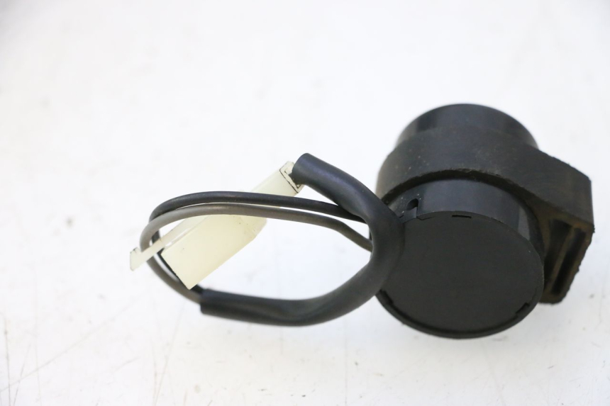 photo de TURN SIGNAL RELAY LAZIO RENO 50 (2016 - 2021) - Zoom on usage condition