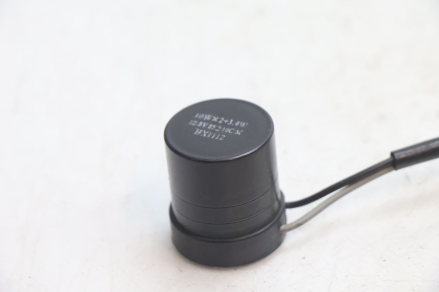 photo de TURN SIGNAL RELAY YIYING RETRO 50 (2008 - 2017) - Alternative perspective