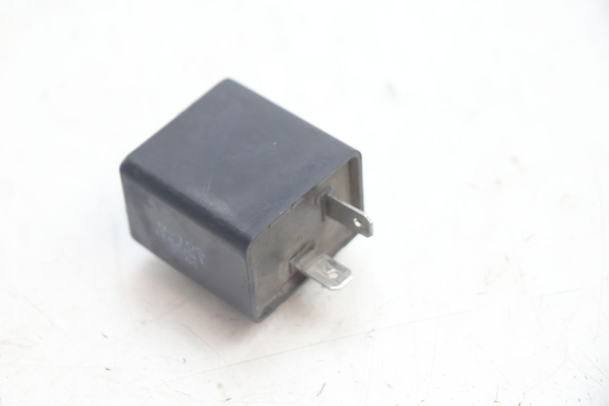 photo de TURN SIGNAL RELAY YAMASAKI ROADSTER 50 (2013 - 2018) - Component detail