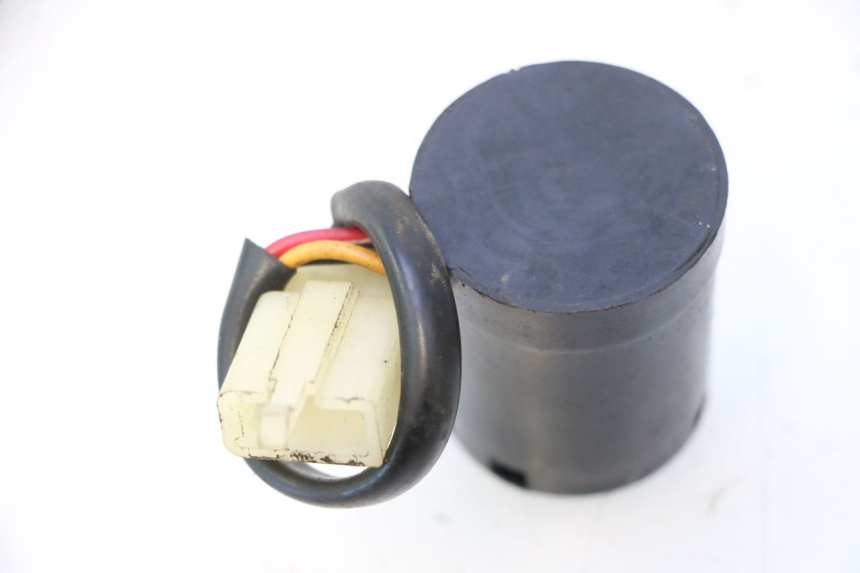 photo de FLASHER RELAY KEEWAY RY6 2T 50 (2011 - 2019) - Component detail