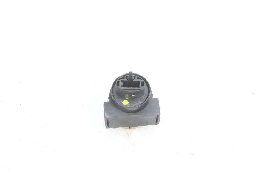 photo de TURN SIGNAL RELAY DAELIM S2 125 (2006 - 2007) - Zoom on usage condition