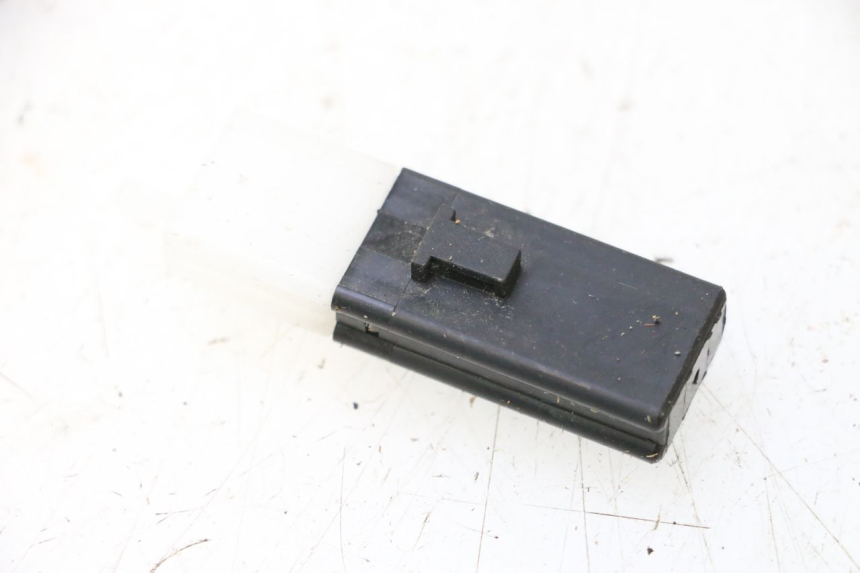 photo de TURN SIGNAL RELAY BAIKU SAKURA 1 (2021 - 2025) - Zoom on usage condition