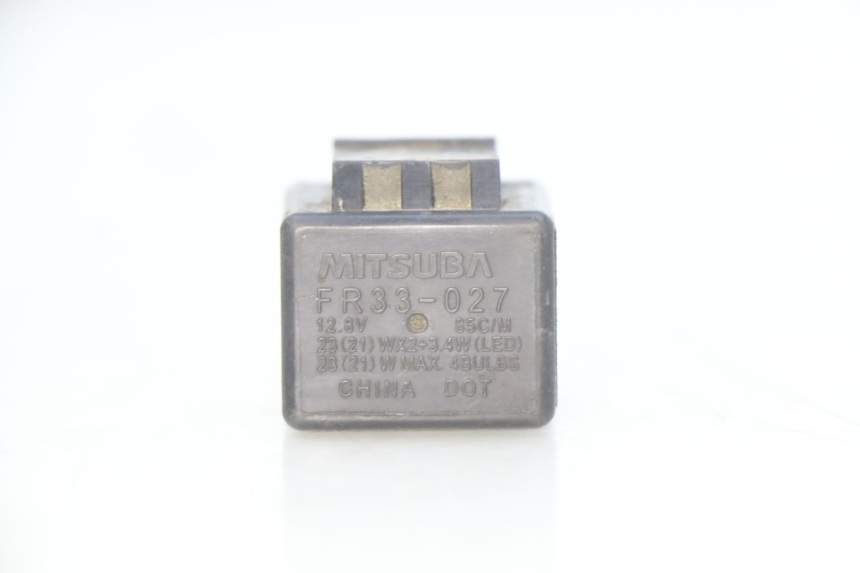 photo de TURN SIGNAL RELAY HONDA SH ABS 125 (2012 - 2017) - Zoom on usage condition