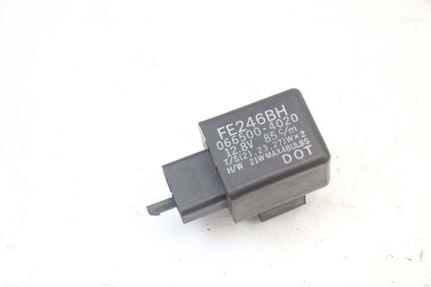 photo de TURN SIGNAL RELAY HONDA ST PAN EUROPEAN 1300 (2002 - 2013) - Main view