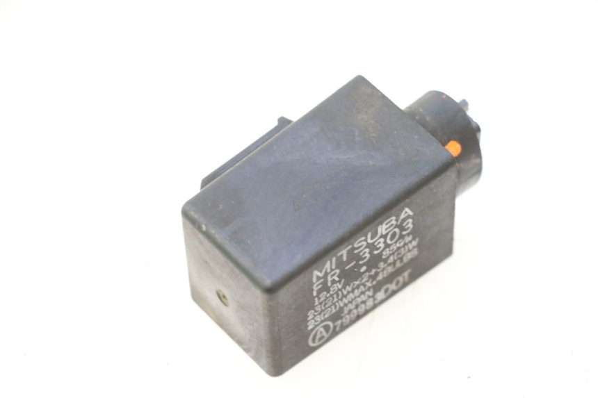 photo de TURN SIGNAL RELAY HONDA ST PAN EUROPEAN 1100 (1990 - 2002) - Component detail
