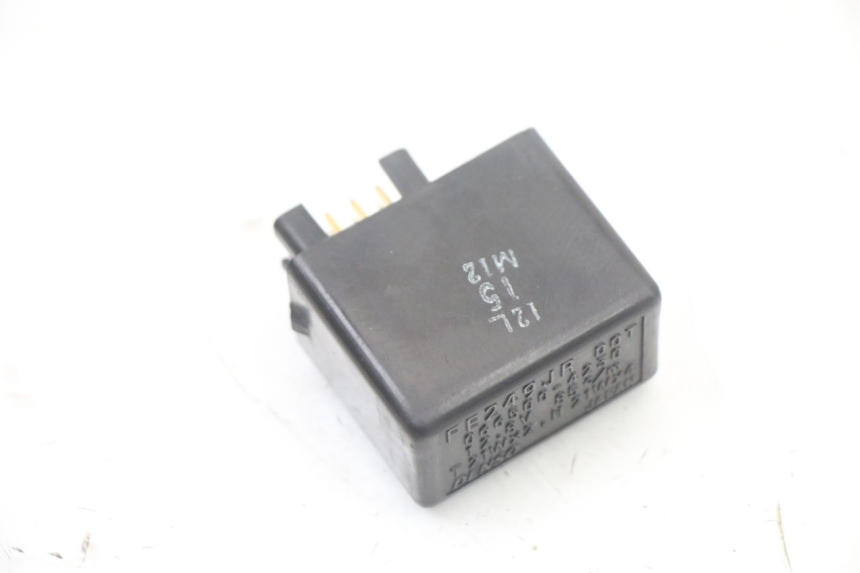 photo de TURN SIGNAL RELAY SUZUKI GSX F GSXF 650 (2007 - 2015) - Component detail