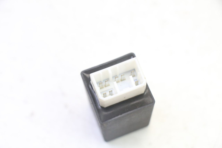 photo de FLASHER RELAY APRILIA SXR 50 (2021 - 2023) - Zoom on usage condition