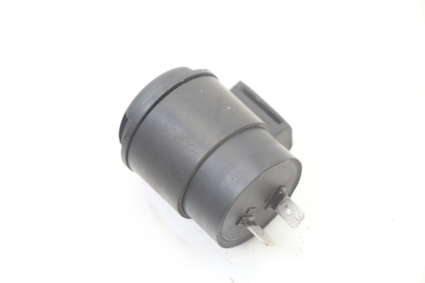 photo de FLASHER RELAY SYM JET 14 4T 50 (2018 - 2022) - Zoom on usage condition