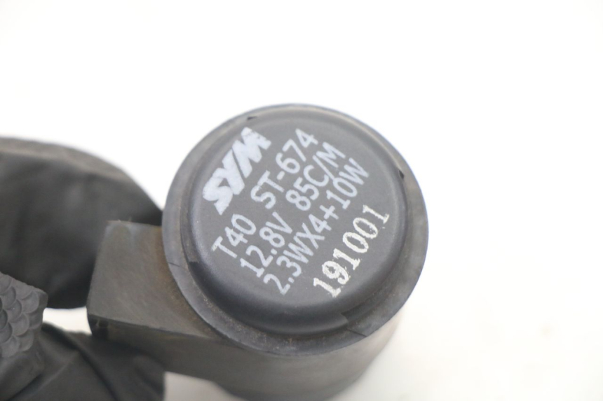 photo de FLASHER RELAY SYM JET 14 4T 50 (2018 - 2022) - Zoom on usage condition