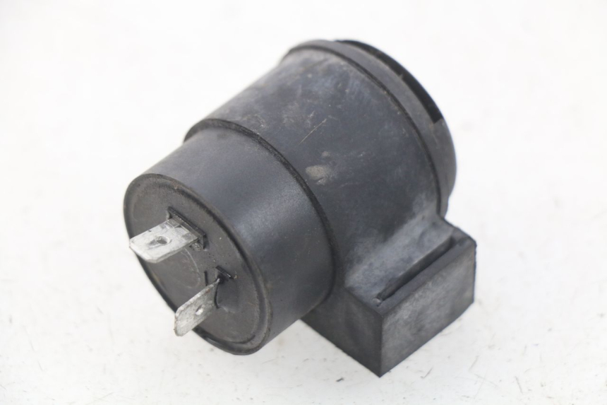 photo de TURN SIGNAL RELAY SYM SYMPHONY 50 (2009 - 2015) - Zoom on usage condition