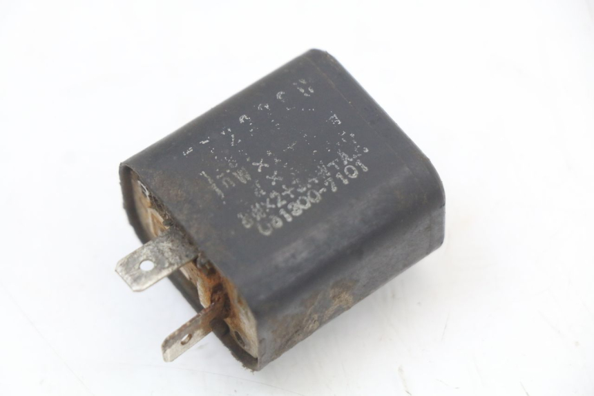 photo de TURN SIGNAL RELAY SUZUKI TS X 80 (1984 - 1988) - Component detail