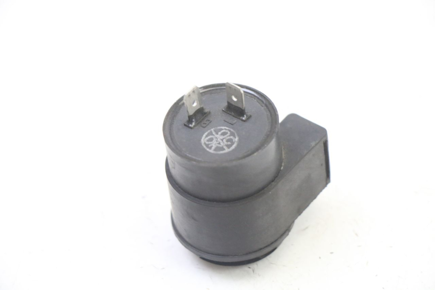 photo de FLASHER RELAY PEUGEOT TWEET 4T 50 (2014 - 2019) - Zoom on usage condition