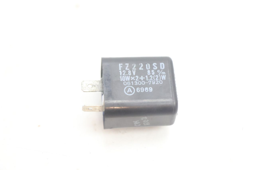 photo de FLASHER RELAY PIAGGIO TYPHOON 50 (1993 - 1999) - Main view