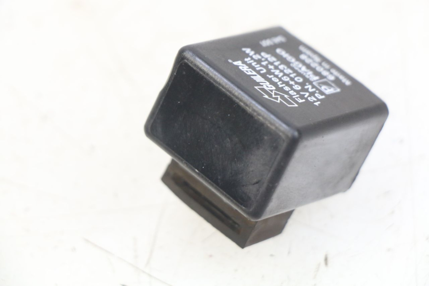 photo de FLASHER RELAY PIAGGIO VESPA PRIMAVERA 2T 50 (2013 - 2018) - Component detail
