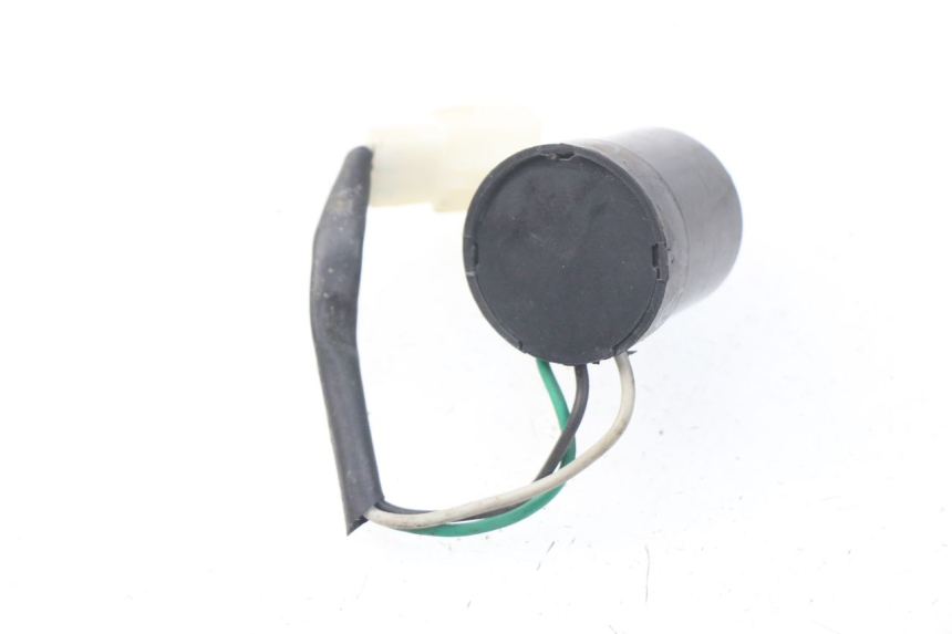 photo de FLASHER RELAY EUROCKA VIRTUALITY GT 4T 50 (2011 - 2017) - Zoom on usage condition