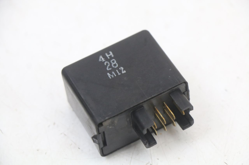 photo de TURN SIGNAL RELAY SUZUKI VL INTRUDER 125 (2004 - 2007) - Main view