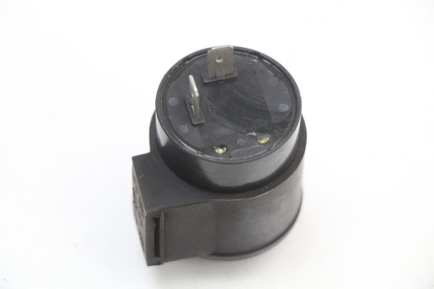 photo de TURN SIGNAL RELAY HONDA WALLAROO DX 50 (1993 - 1996) - Component detail
