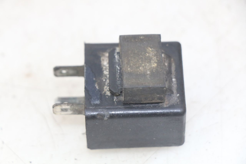 photo de FLASHER RELAY PEUGEOT XP6 50 (2006 - 2011) - Component detail