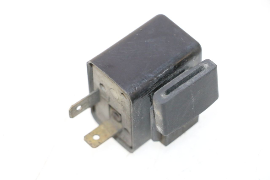 photo de TURN SIGNAL RELAY HONDA XRV AFRICA TWIN 750 (1990 - 1992) - Alternative perspective