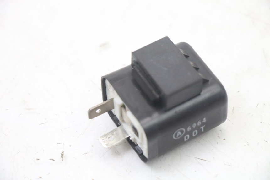 photo de FLASHER RELAY YAMAHA NEOS NEO'S 4T 50 (2008 - 2016) - Zoom on usage condition