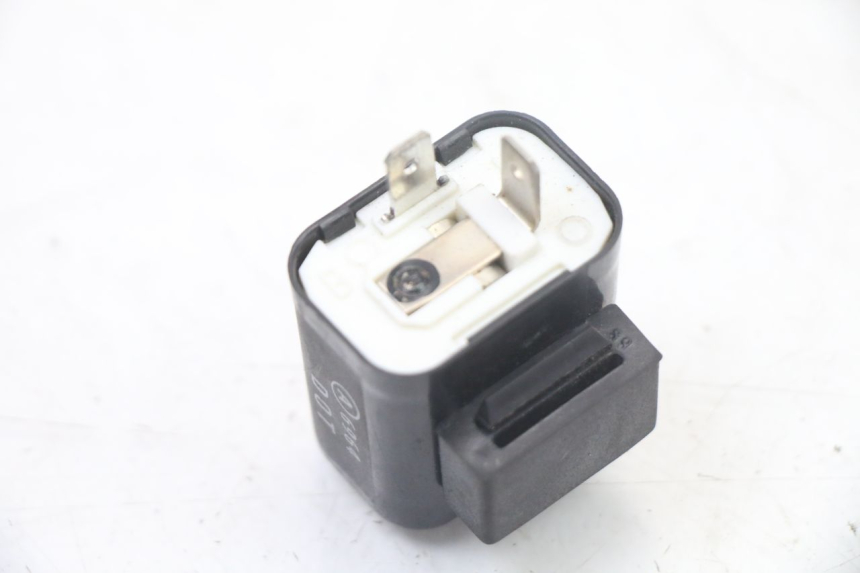 photo de FLASHER RELAY YAMAHA NEOS NEO'S 4T 50 (2008 - 2016) - Alternative perspective