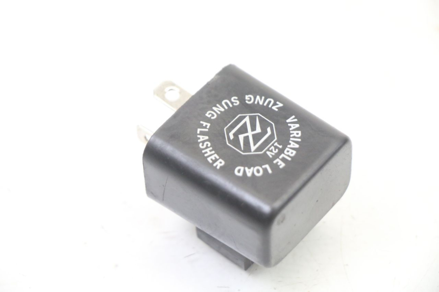 photo de TURN SIGNAL RELAY YAMAHA TZR 50 (2008 - 2016) - Component detail