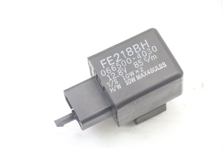 photo de TURN SIGNAL RELAY YAMAHA XJ6 600 (2008 - 2016) - Main view