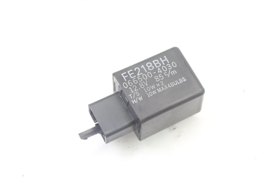 photo de TURN SIGNAL RELAY YAMAHA YP X-MAX XMAX 400 (2014 - 2017) - Main view