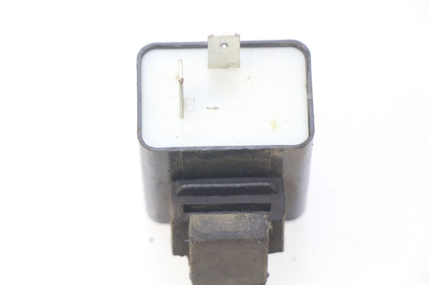 photo de FLASHER RELAY PIAGGIO ZIP 4T 50 (2018 - 2020) - Zoom on usage condition