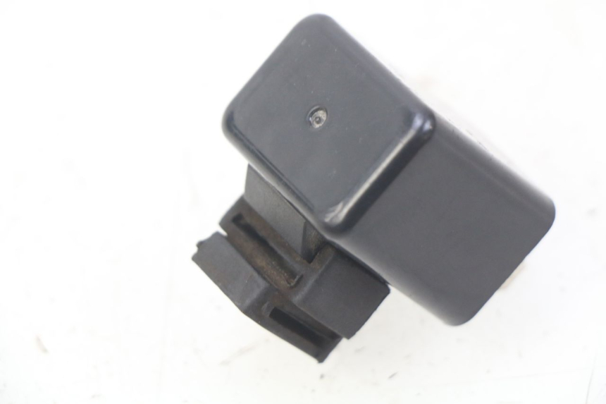 photo de FLASHER RELAY PIAGGIO ZIP 4T 50 (2018 - 2020) - Component detail