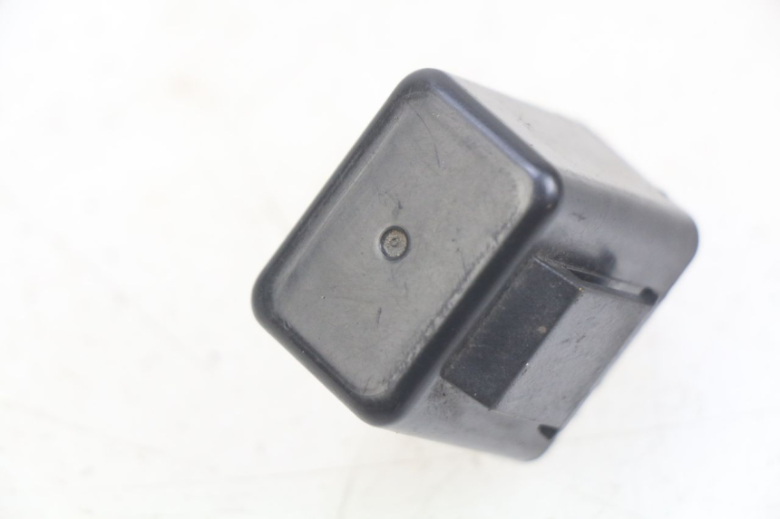 photo de FLASHER RELAY PIAGGIO ZIP 4T 50 (2018 - 2020) - Component detail