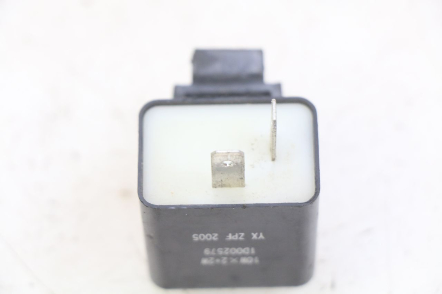 photo de FLASHER RELAY PIAGGIO ZIP 4T 50 (2018 - 2020) - Zoom on usage condition