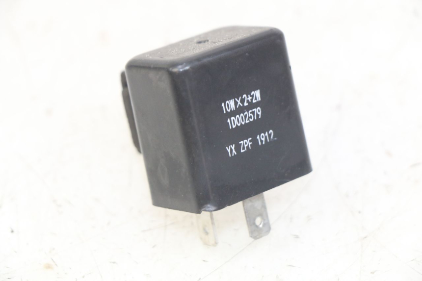 photo de FLASHER RELAY PIAGGIO ZIP 4T 50 (2018 - 2020) - Main view