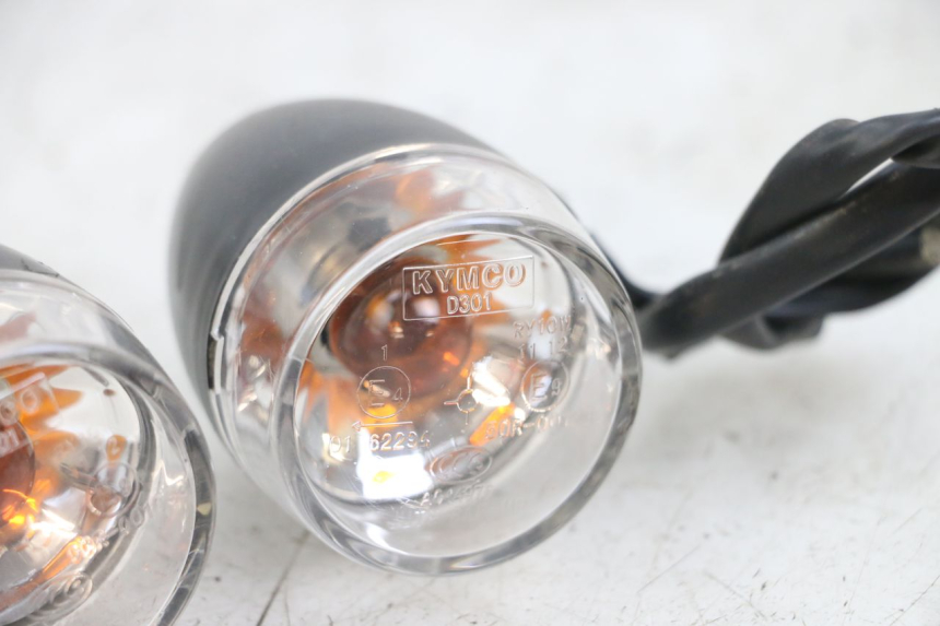 photo de REAR TURN SIGNAL KYMCO AGILITY 4T 50 (2018 - 2022) - Technical close-up