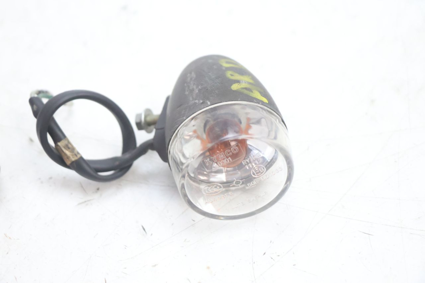 photo de REAR TURN SIGNAL KYMCO AGILITY 4T 50 (2018 - 2022) - Zoom on usage condition