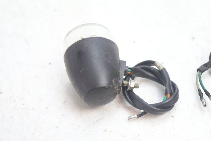 photo de REAR TURN SIGNAL KYMCO AGILITY 4T 50 (2018 - 2022) - Surface and material condition