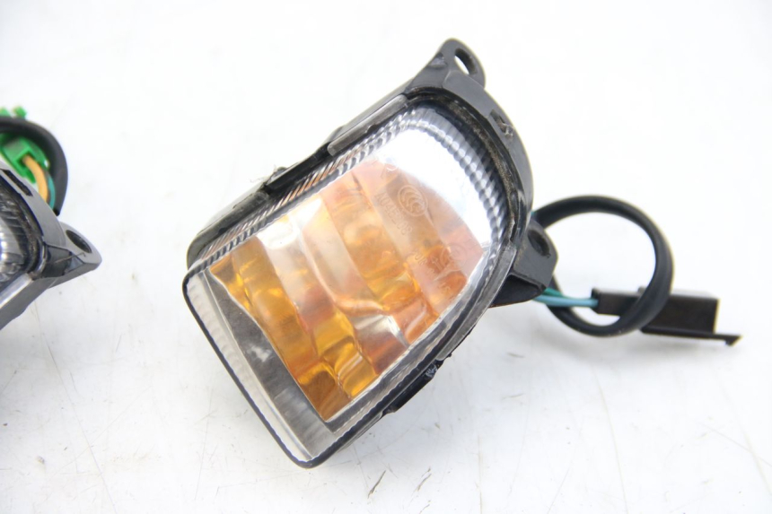 photo de REAR TURN SIGNAL ECCITY ARTELEC 670 1 (2013 - 2017) - Component detail