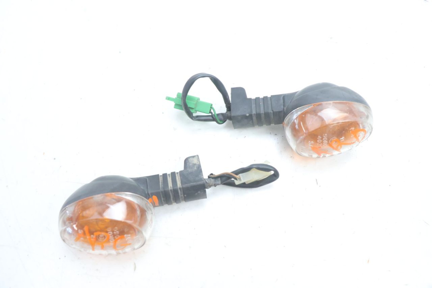 photo de REAR TURN SIGNAL MBK BOOSTER SPIRIT 50 (2004 - 2017) - Main view