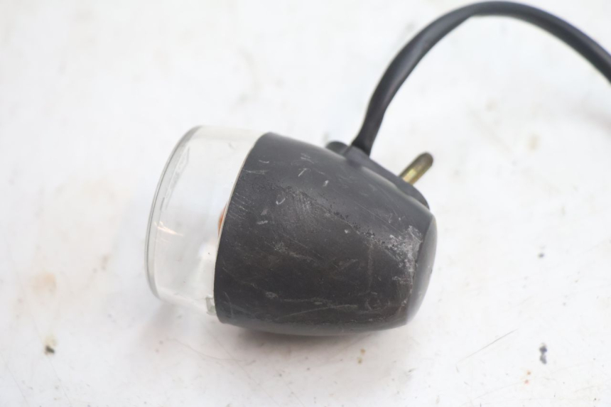 photo de REAR RIGHT TURN SIGNAL KYMCO AGILITY 4T 50 (2018 - 2022) - Alternative perspective