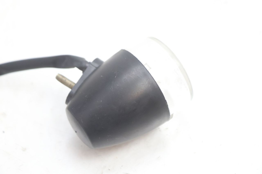 photo de REAR RIGHT TURN SIGNAL KYMCO AGILITY PREMIUM 50 (2007 - 2010) - Technical close-up