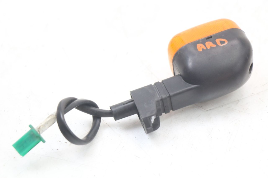 photo de RIGHT REAR TURN SIGNAL YAMAHA BW'S BWS 125 (2010 - 2013) - Technical close-up