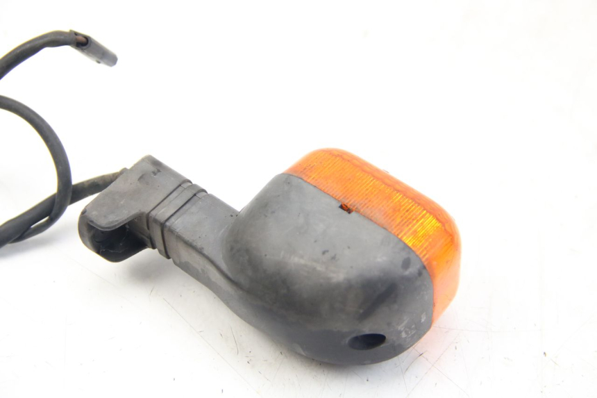 photo de REAR RIGHT TURN SIGNAL BMW C1 125 (2000 - 2003) - Alternative perspective