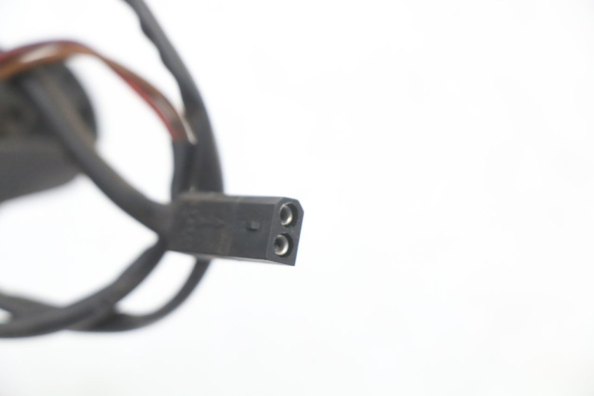 photo de REAR RIGHT TURN SIGNAL BMW C1 125 (2000 - 2003) - Technical close-up