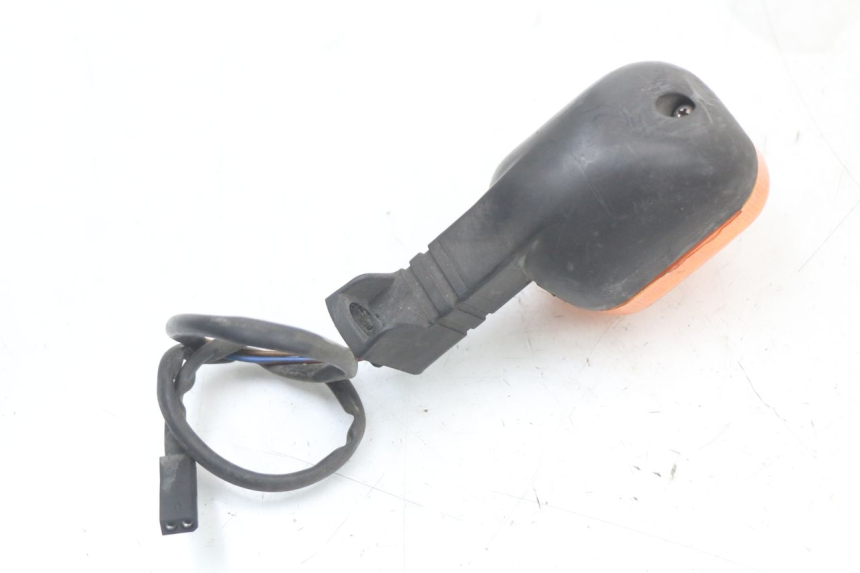 photo de REAR RIGHT TURN SIGNAL BMW C1 125 (2000 - 2003) - Fixing points details